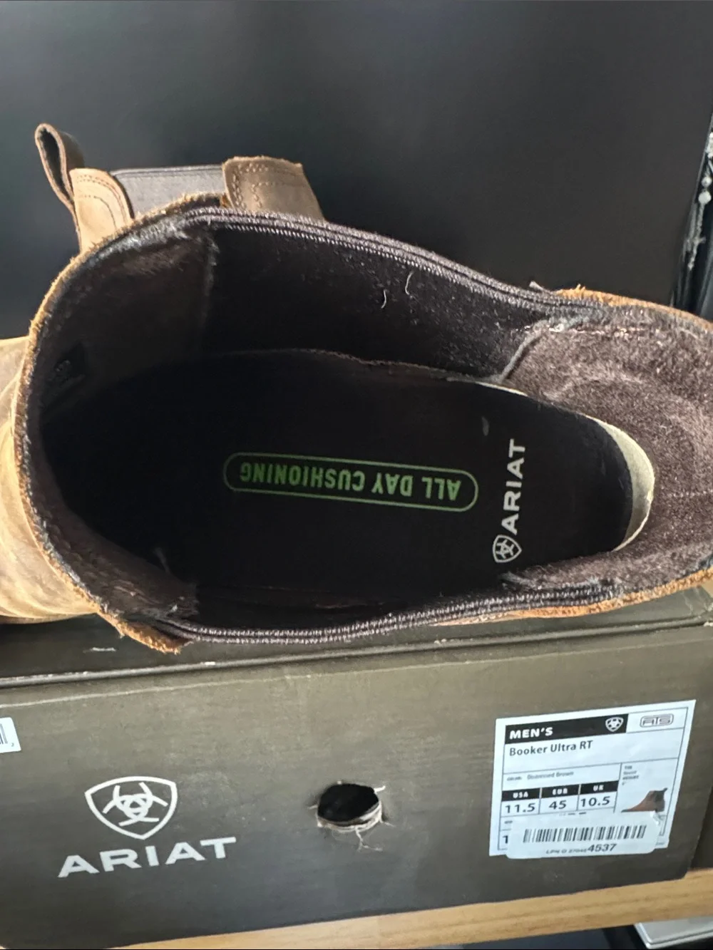 Ariat Men’s Brown Leather Chukka Boots